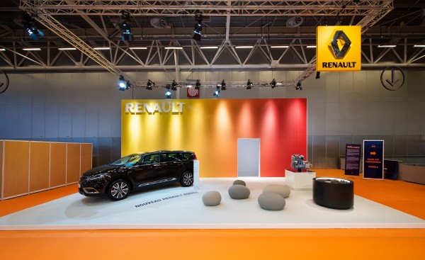 stand-renault-taxi-2015-centthor-2