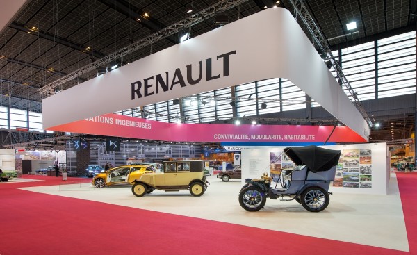 stand-renault-retromobile-2015-centthor-1 
